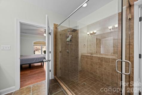 26 Ocaso Drive Asheville NC 28806