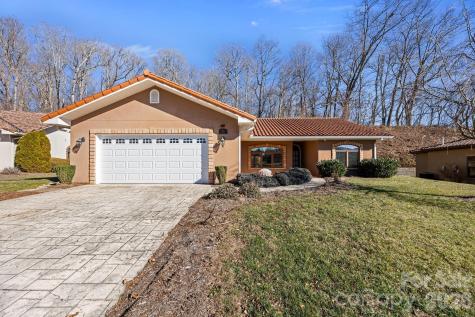 26 Ocaso Drive Asheville NC 28806