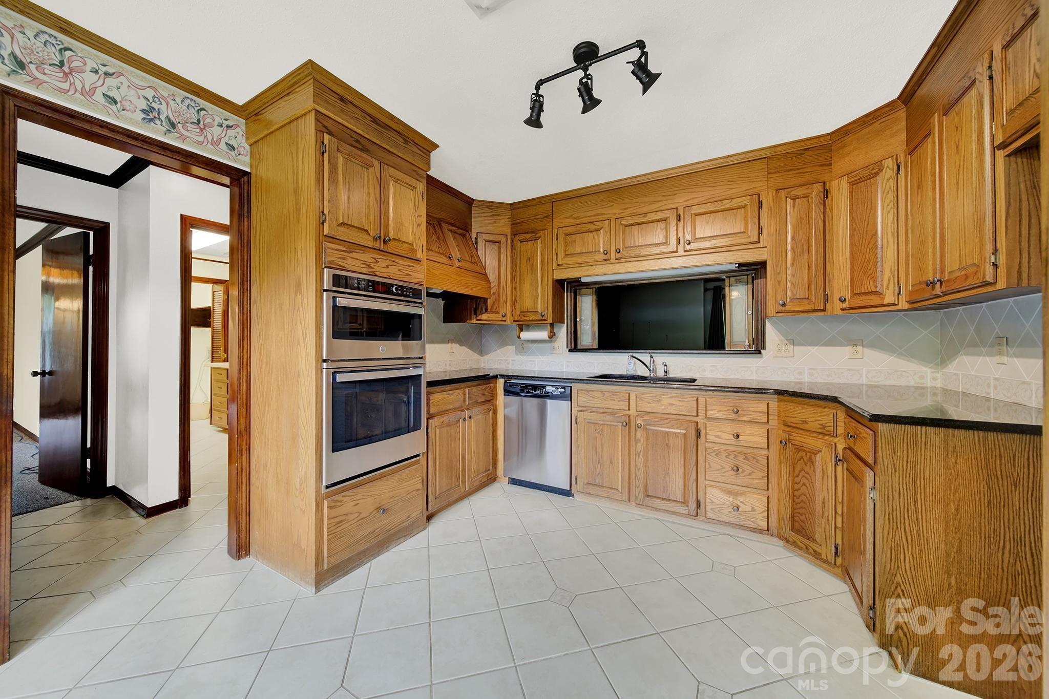 5913 Tom Query Road Charlotte NC 28213