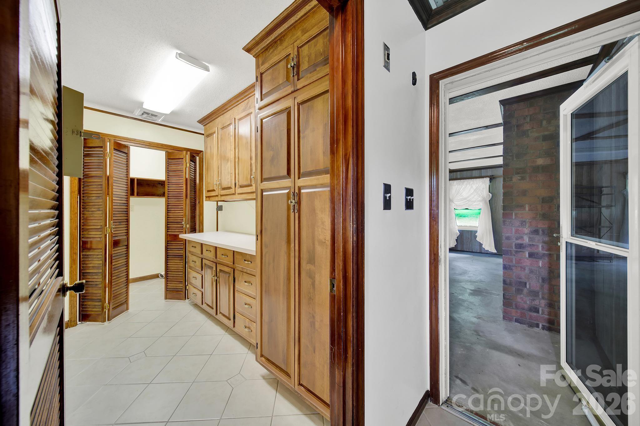 5913 Tom Query Road Charlotte NC 28213