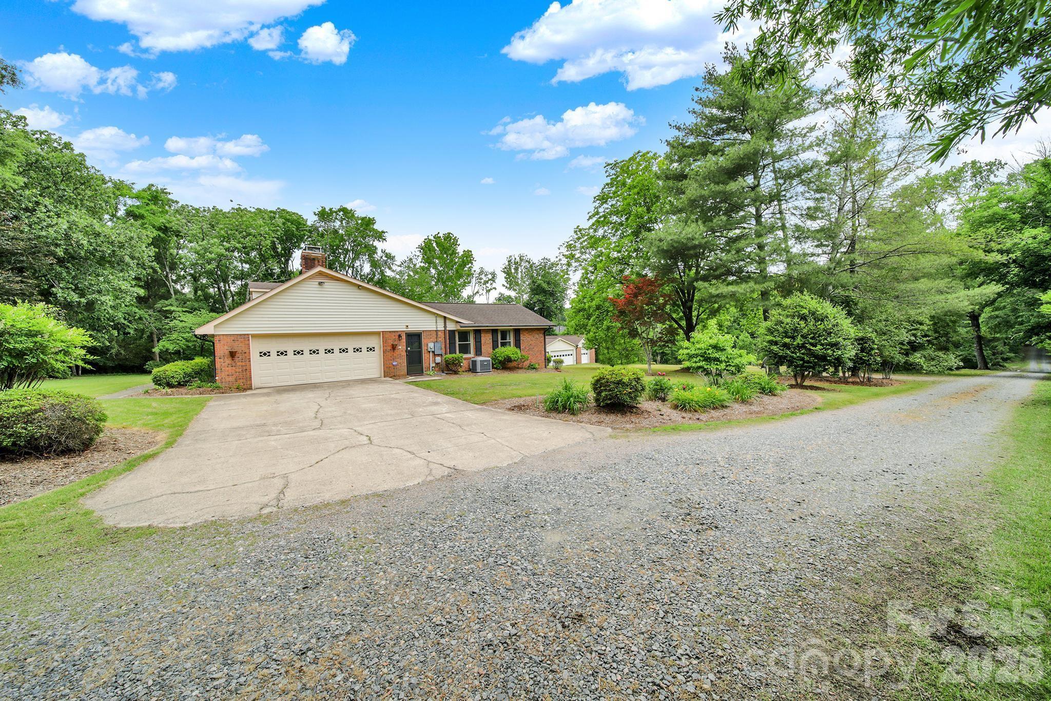 5913 Tom Query Road Charlotte NC 28213