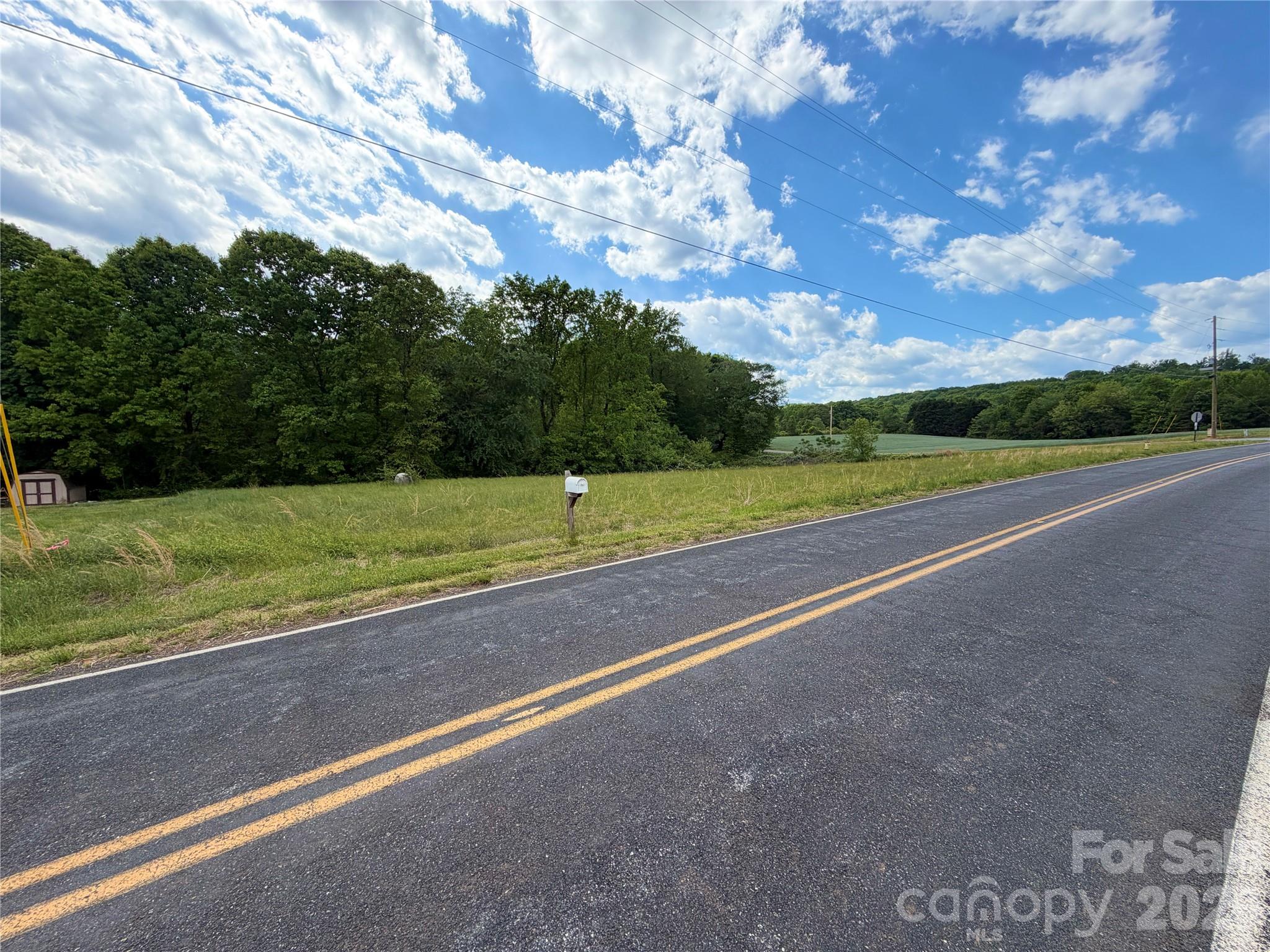 1283 Pisgah Road Hiddenite NC 28636