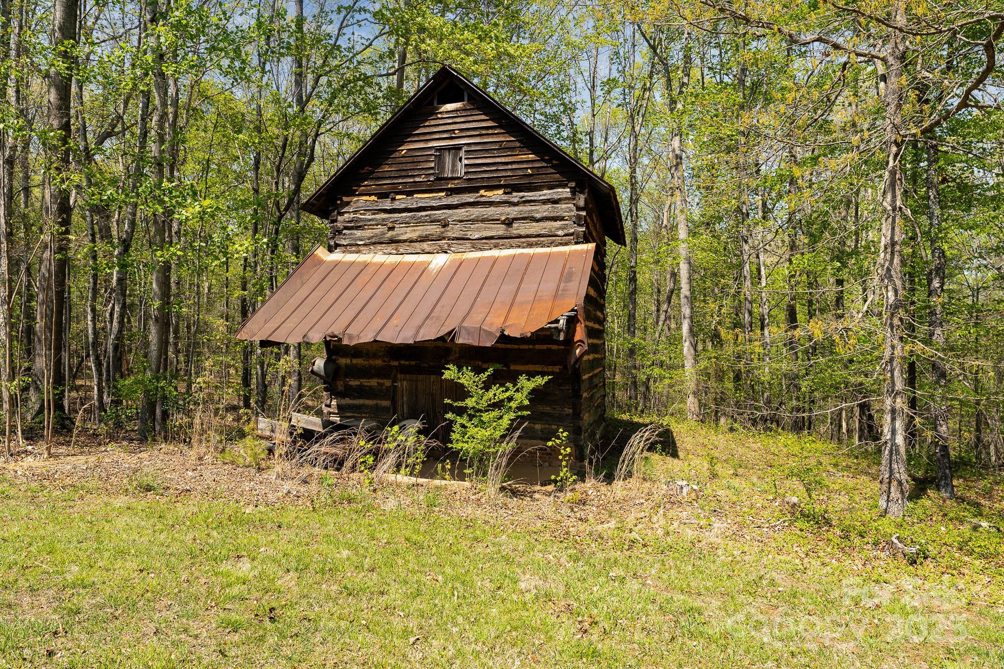 5013 Friendship Circle Road East Bend NC 27018