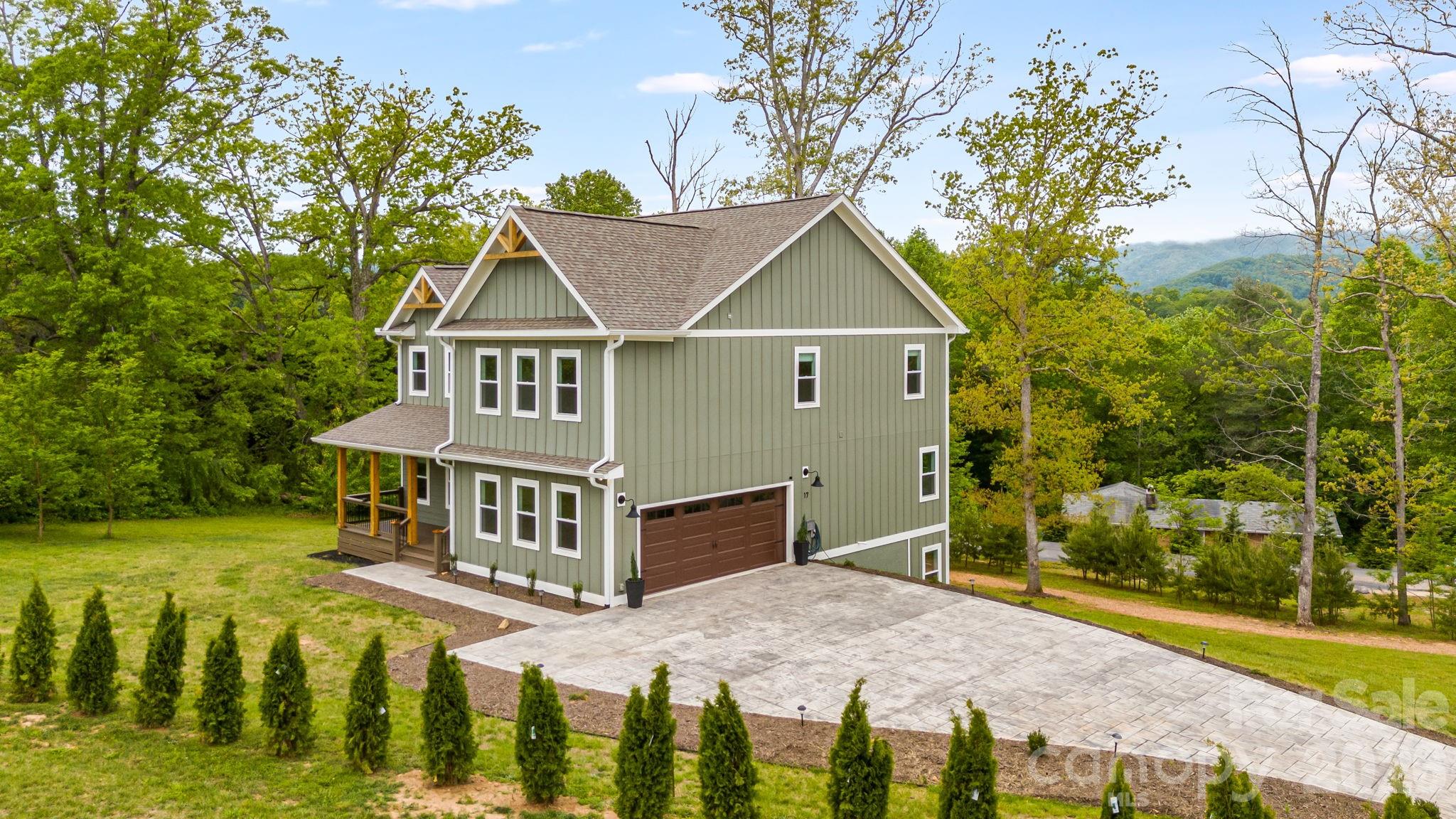 17 Baxter Woods Lane Candler NC 28715
