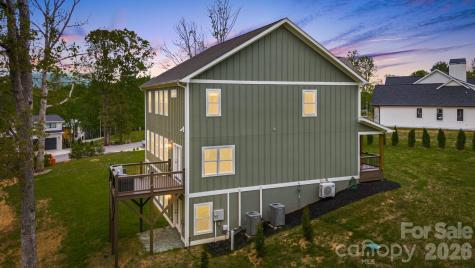 17 Baxter Woods Lane Candler NC 28715