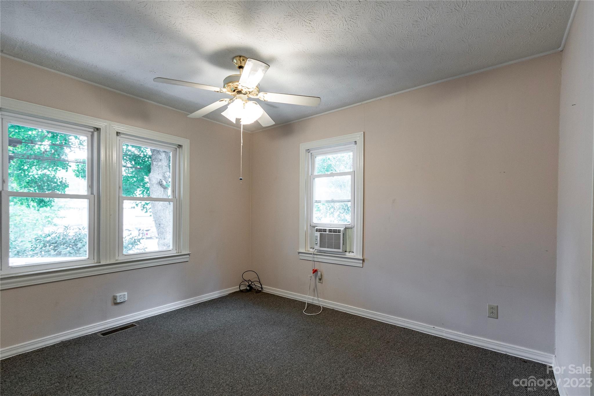 169 Burnsville School Road Burnsville NC 28714