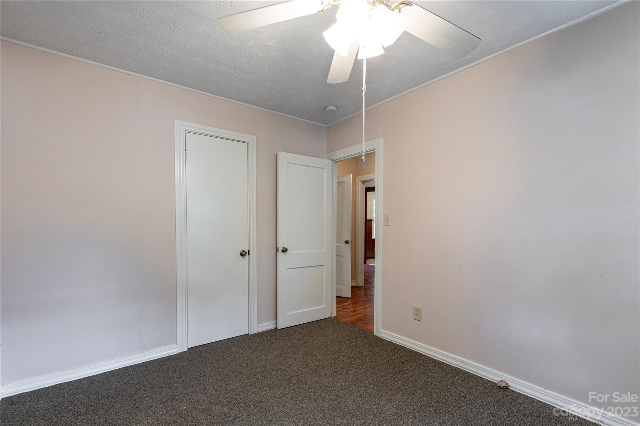 169 Burnsville School Road Burnsville NC 28714