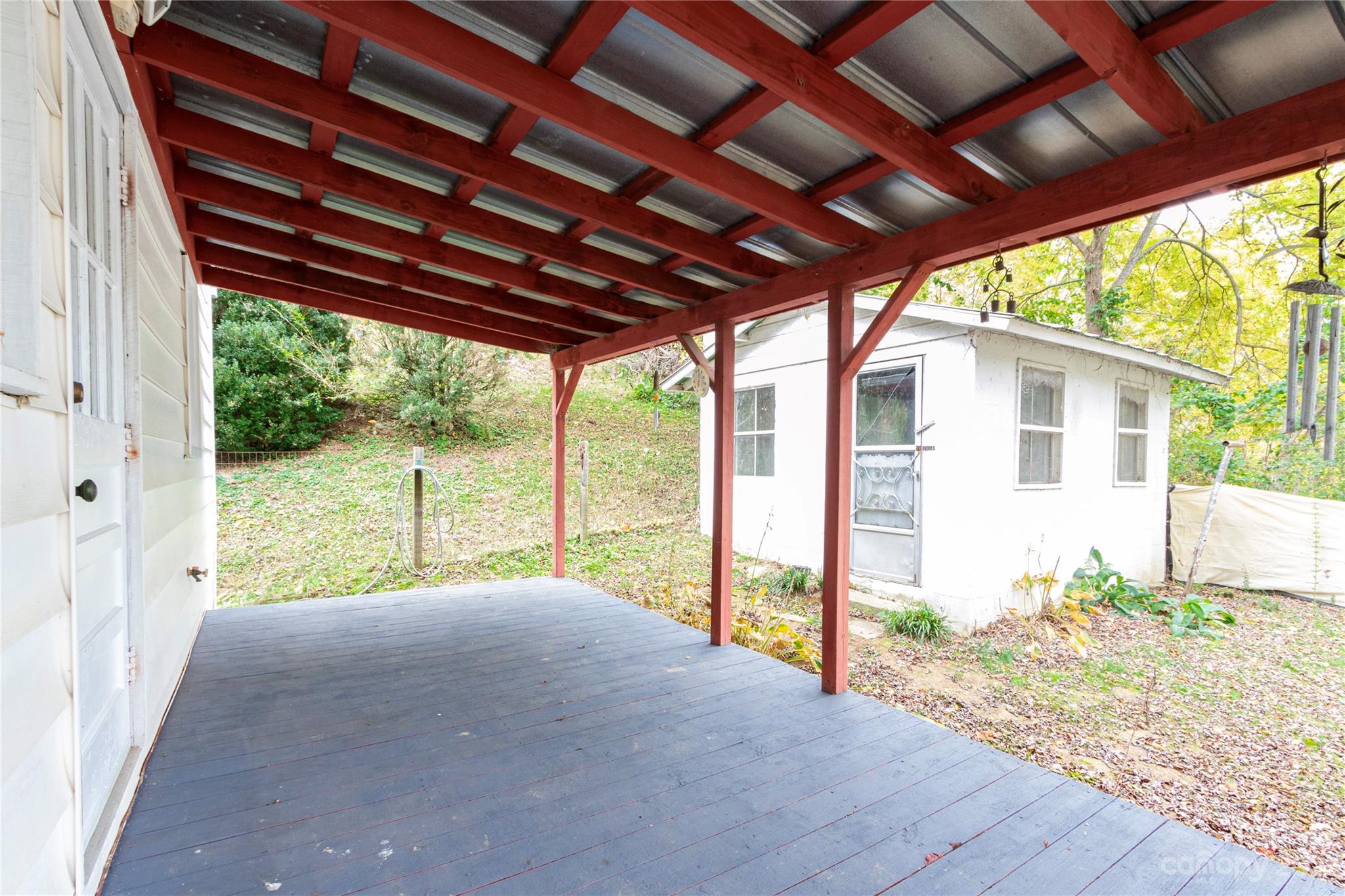 169 Burnsville School Road Burnsville NC 28714