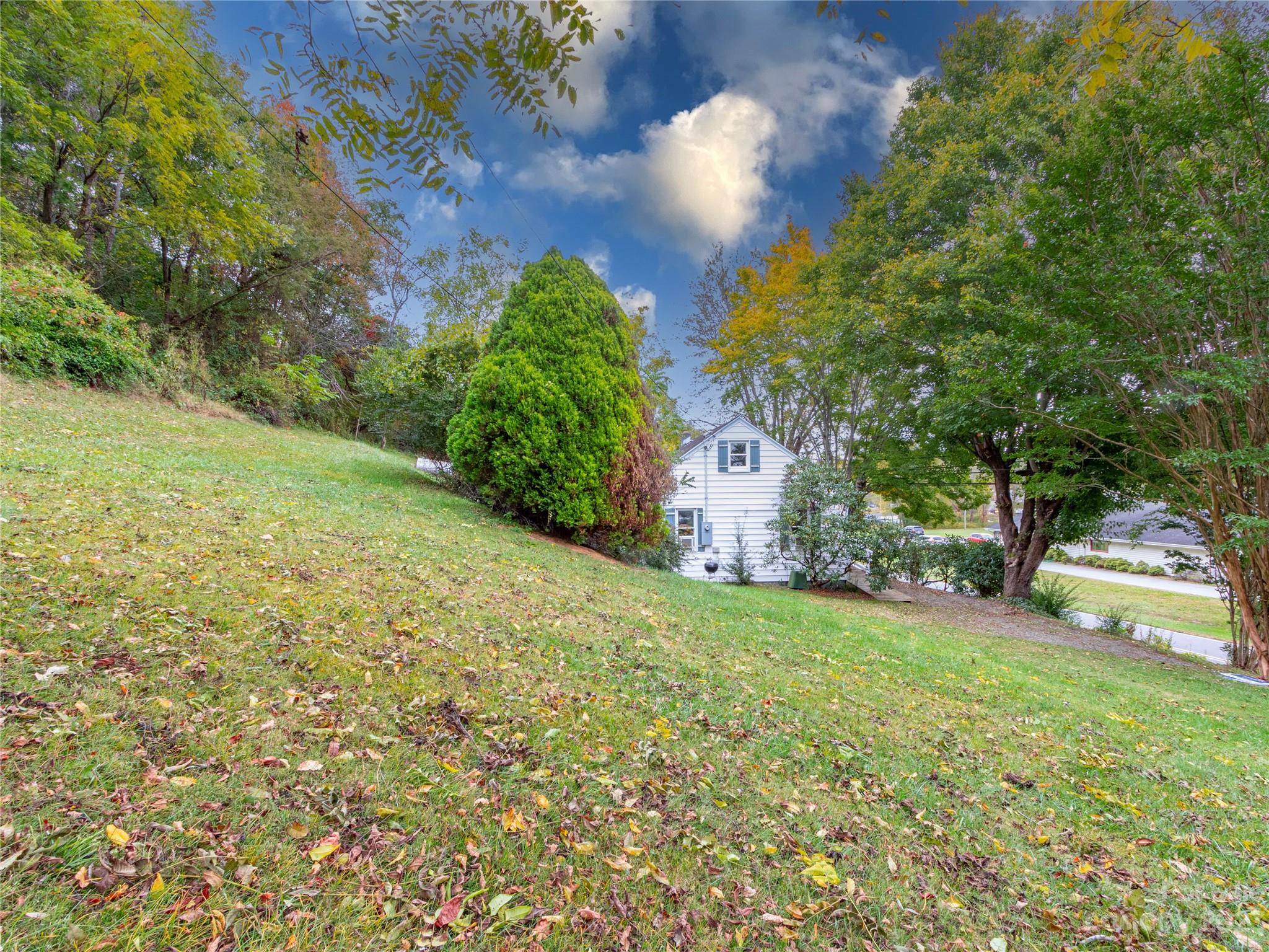 169 Burnsville School Road Burnsville NC 28714