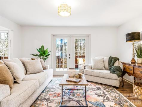 907 Gleason Street Arden NC 28704