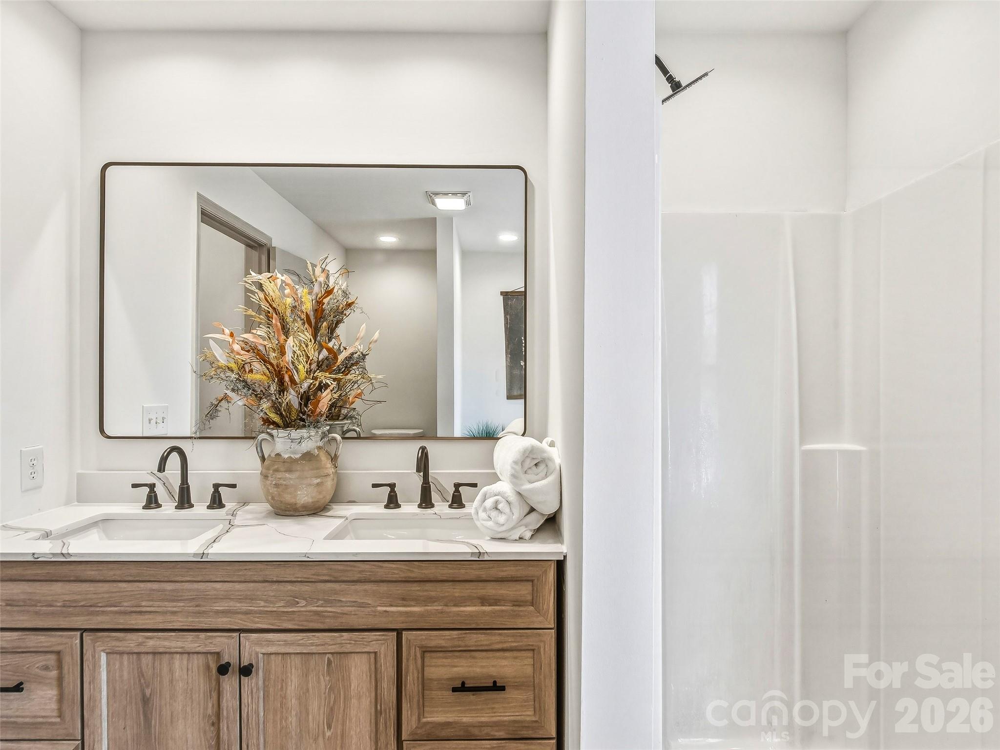 907 Gleason Street Arden NC 28704