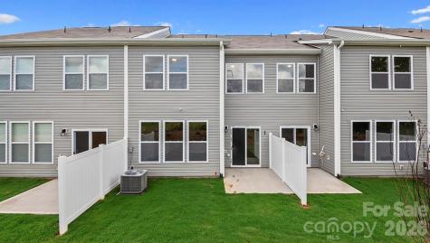 384 Creekview Road Hendersonville NC 28792