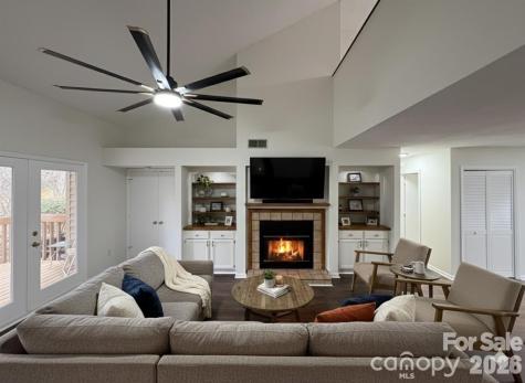 13 Laurel Place Drive Asheville NC 28803