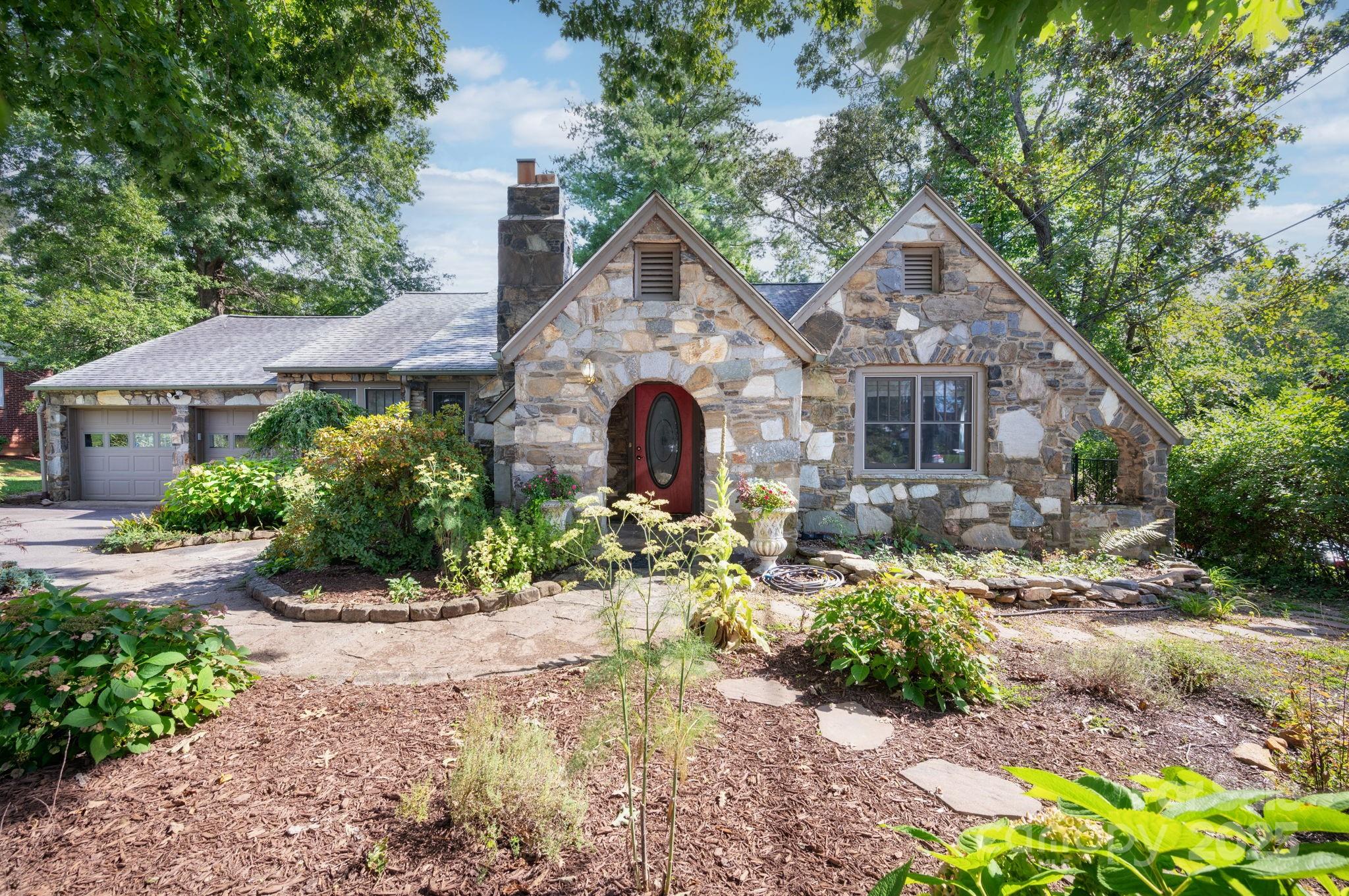 115 Oakland Road Asheville NC 28801