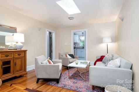 115 Oakland Road Asheville NC 28801