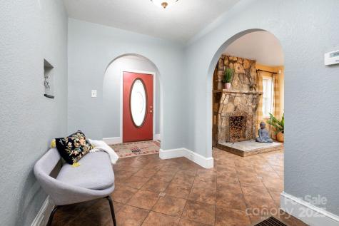 115 Oakland Road Asheville NC 28801