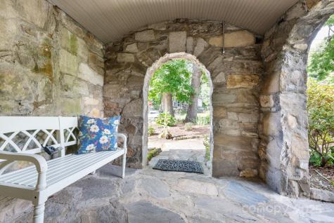 115 Oakland Road Asheville NC 28801