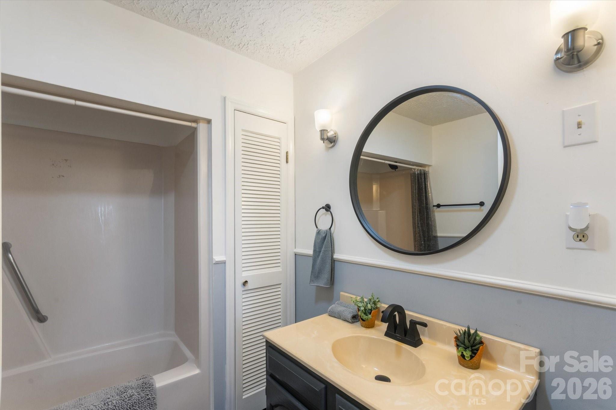 25 Montview Circle Brevard NC 28712