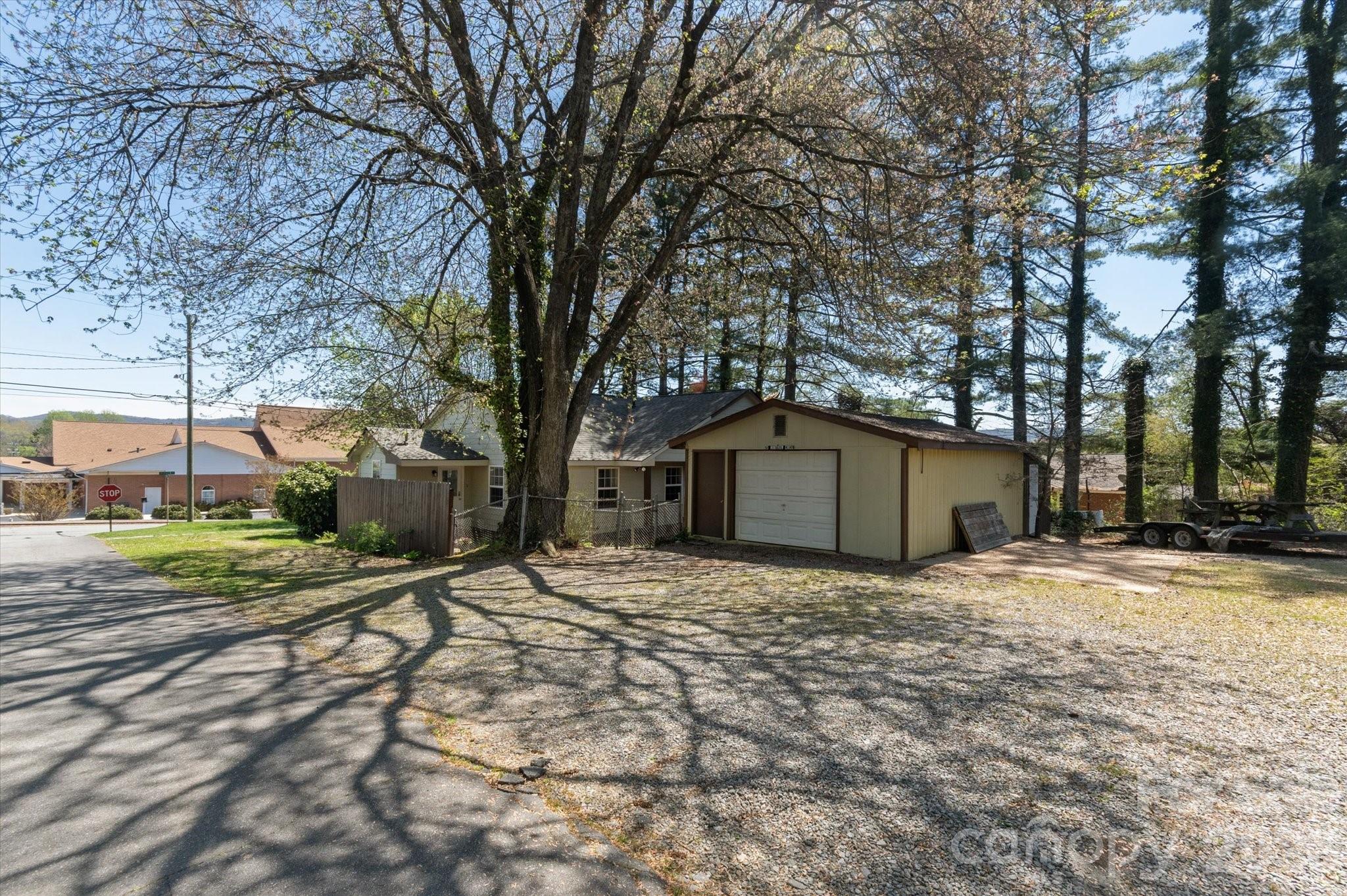 25 Montview Circle Brevard NC 28712