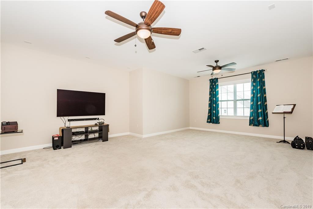 17531 Caddy Court Charlotte NC 28278