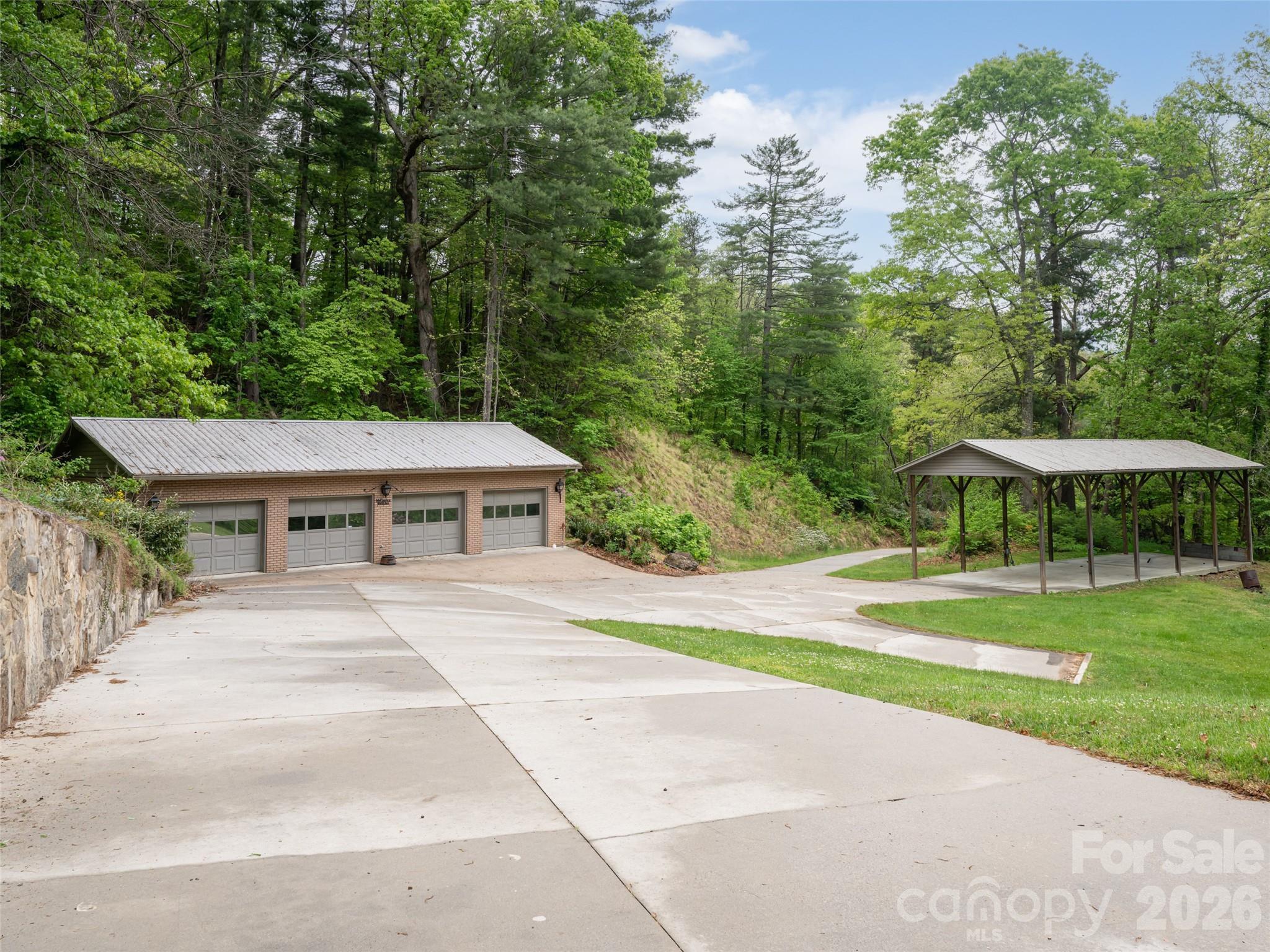 29 Longue Vue Lane Canton NC 28716