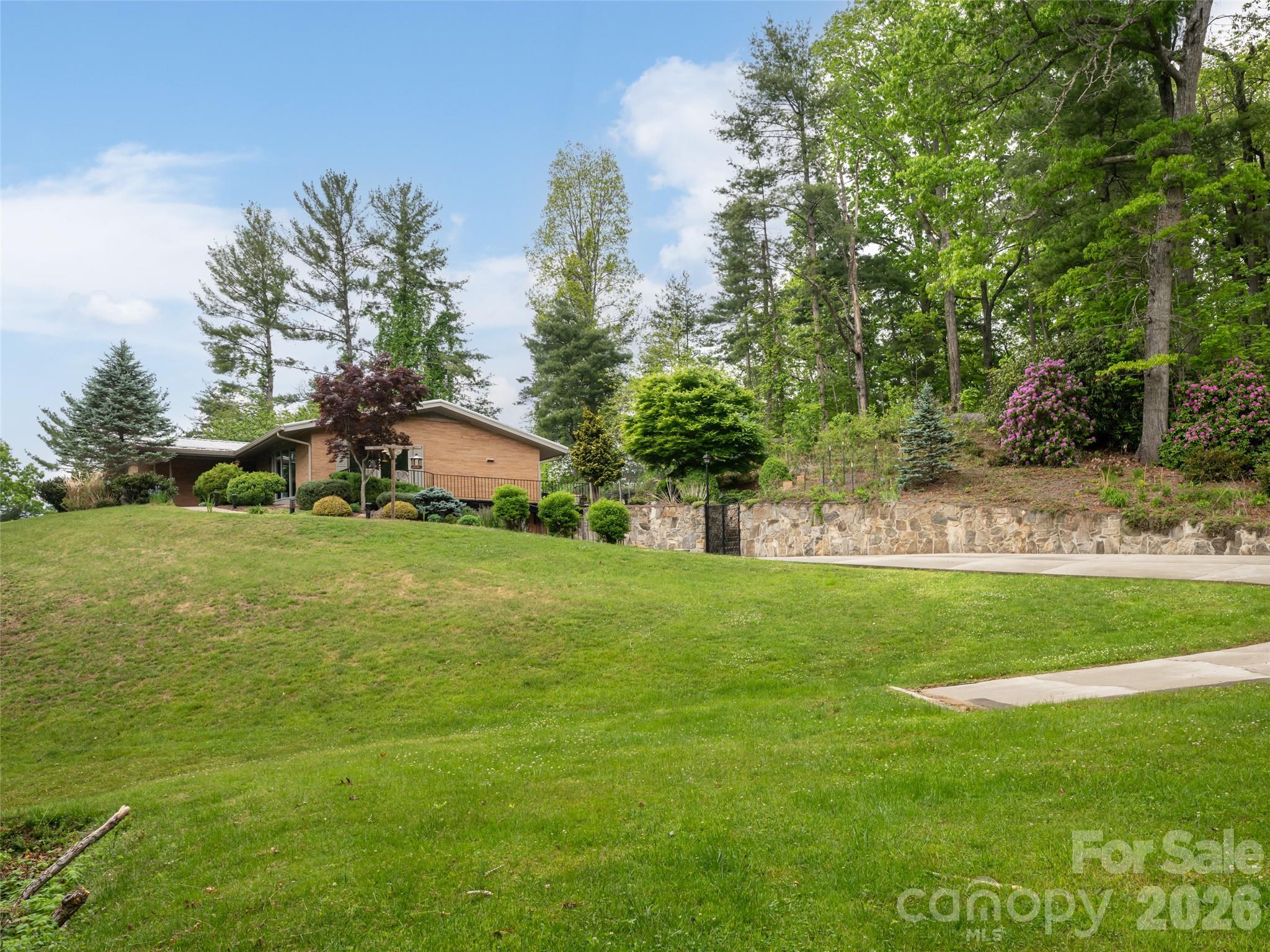 29 Longue Vue Lane Canton NC 28716