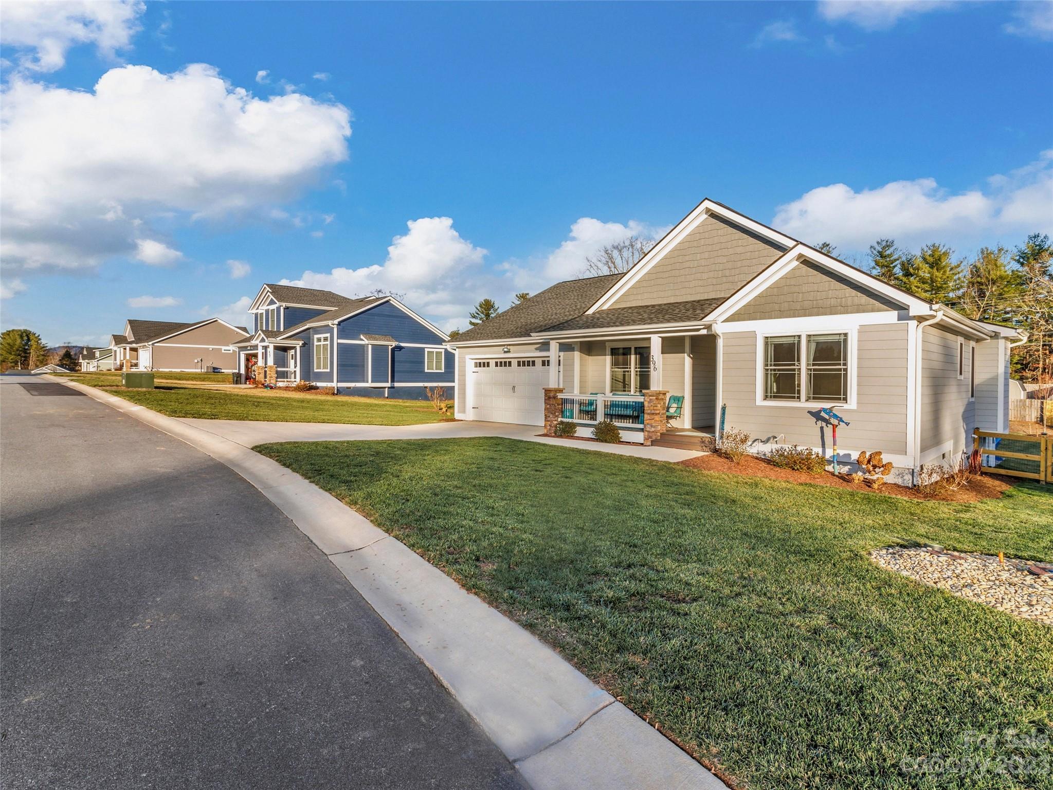 396 Windy Acres Knoll Drive Hendersonville NC 28792