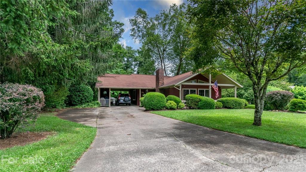 253 Oak Park Drive Brevard NC 28712
