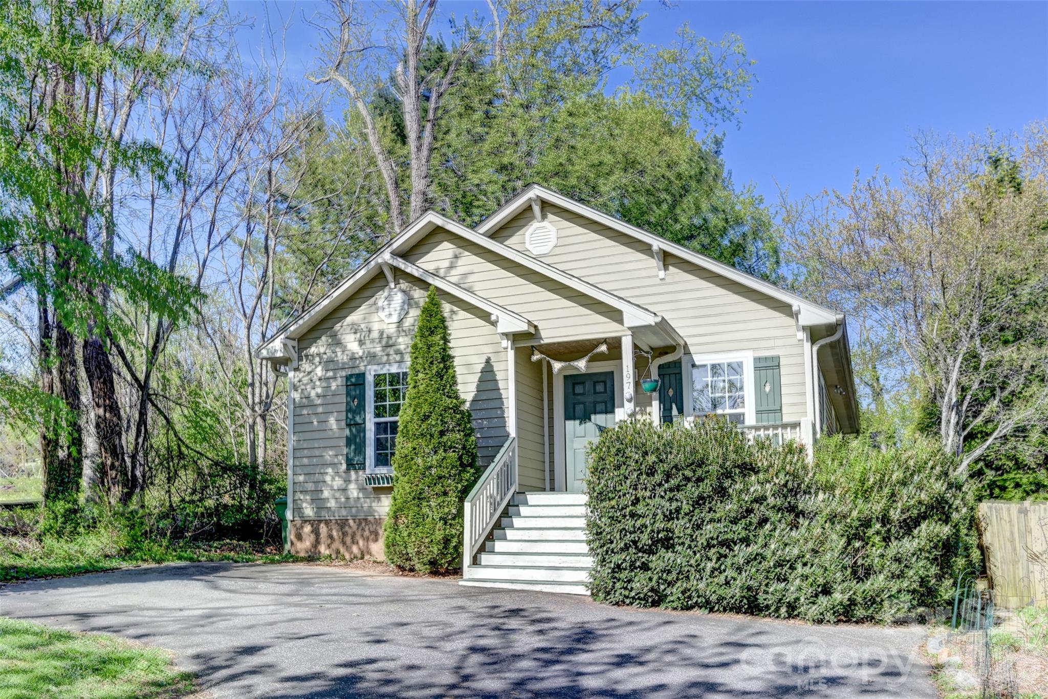 197 Deaver Street Asheville NC 28806