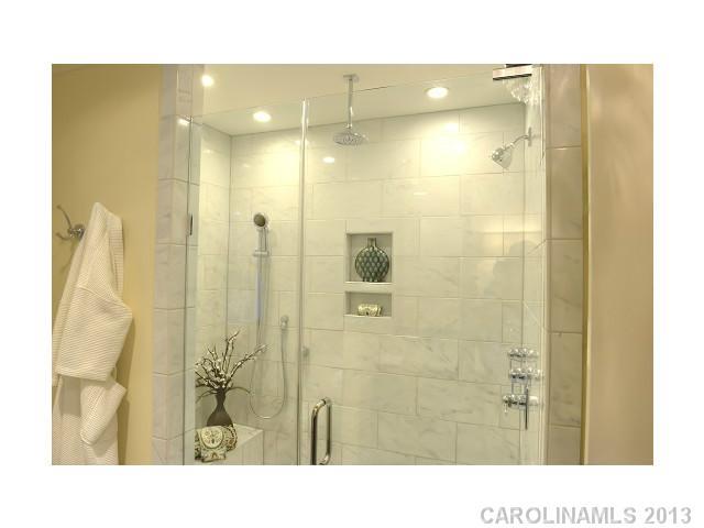 3337 Ferncliff Road Charlotte NC 28211