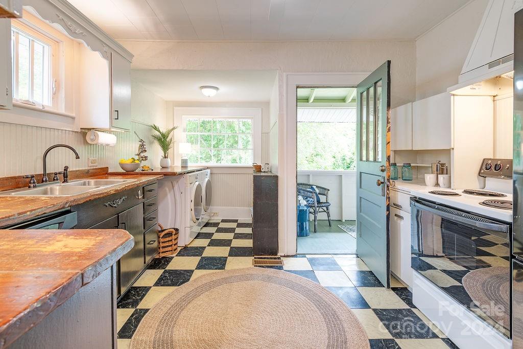 68 Nebraska Street Asheville NC 28806