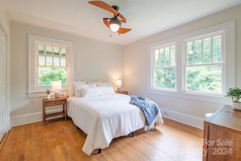 68 Nebraska Street Asheville NC 28806