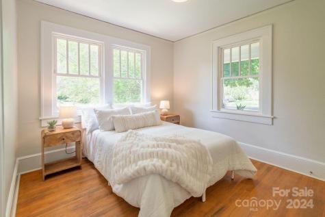 68 Nebraska Street Asheville NC 28806