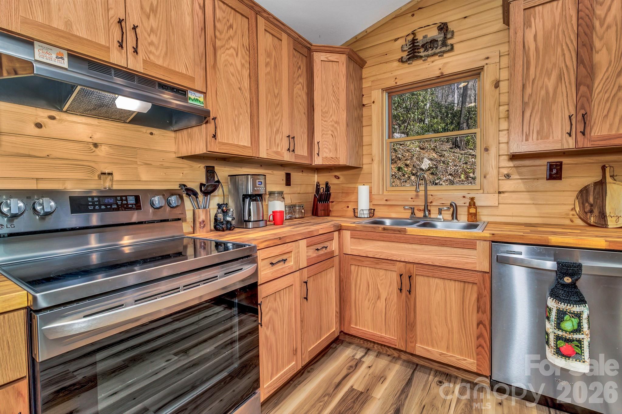 1100 Panther Branch Road Canton NC 28716