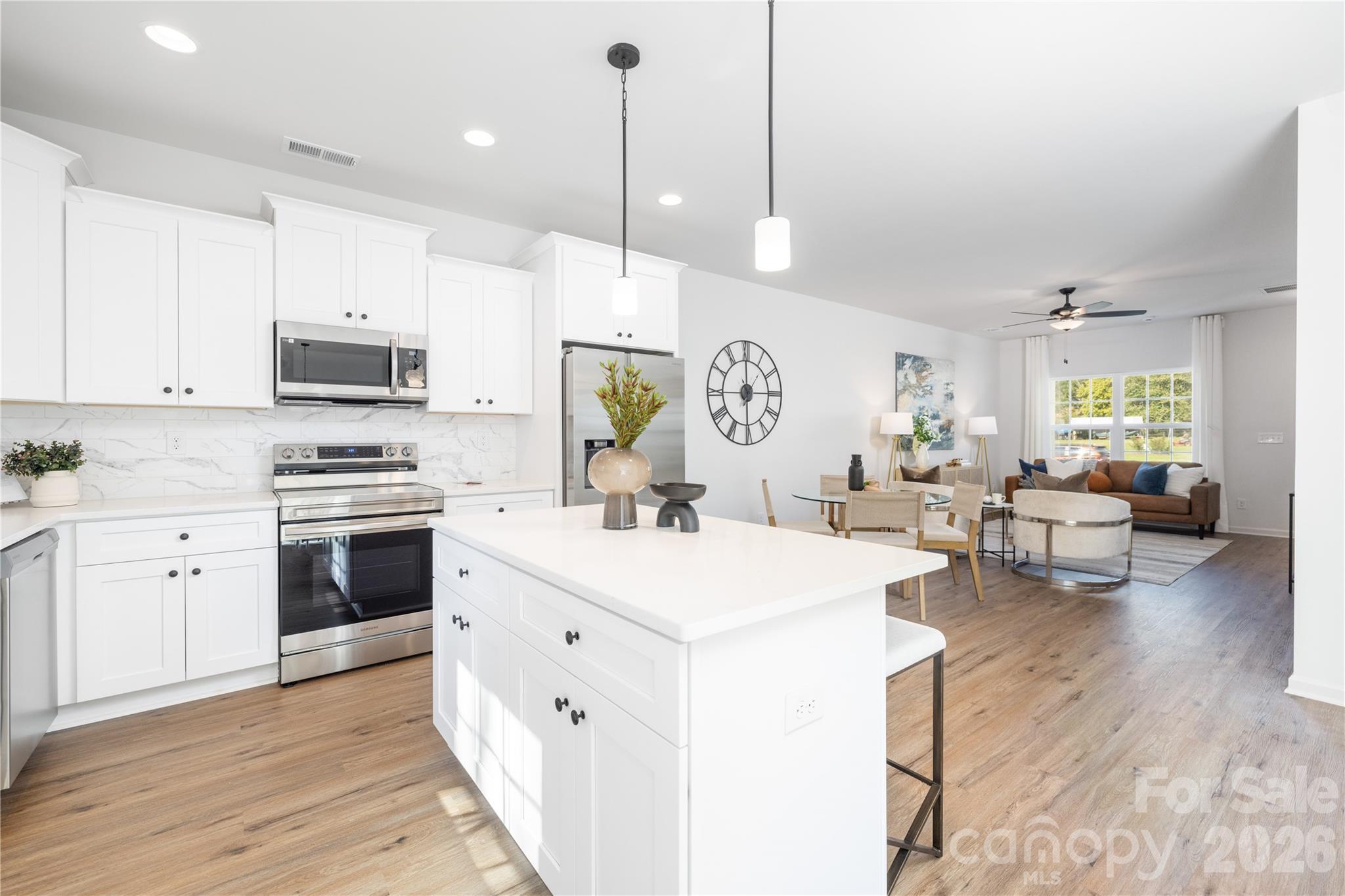 537 Dawn Circle Charlotte NC 28213