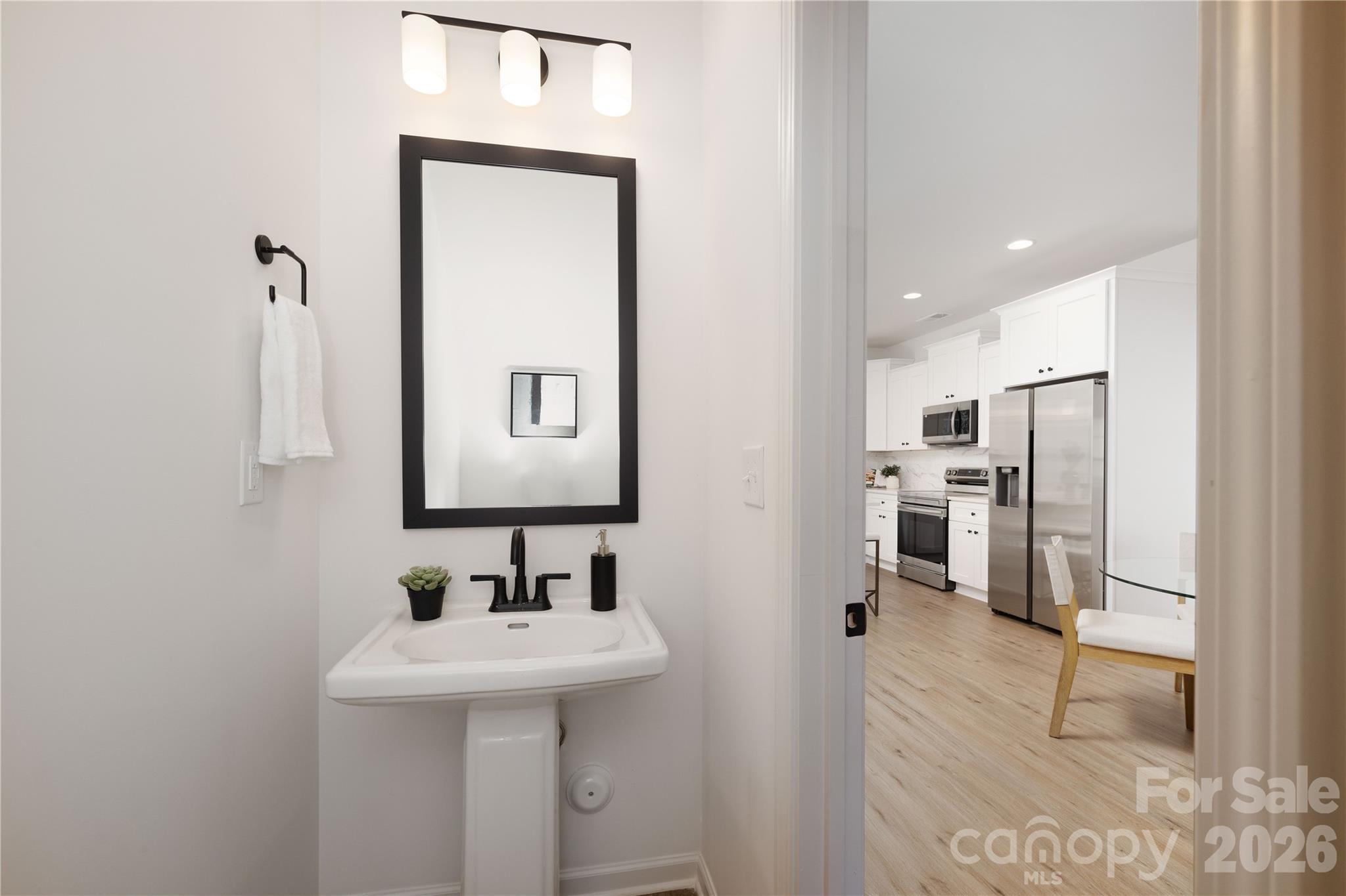 537 Dawn Circle Charlotte NC 28213