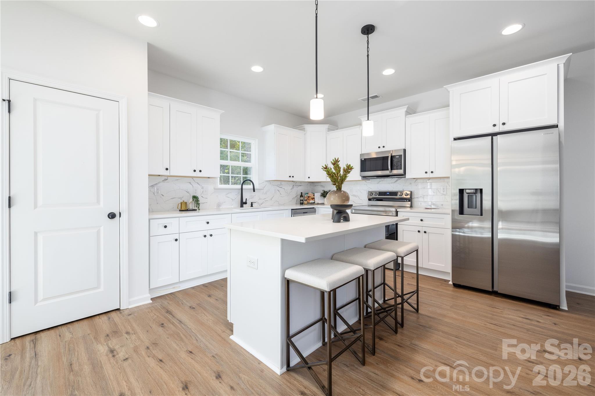 537 Dawn Circle Charlotte NC 28213