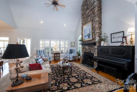 462 Millingport Lane New London NC 28127