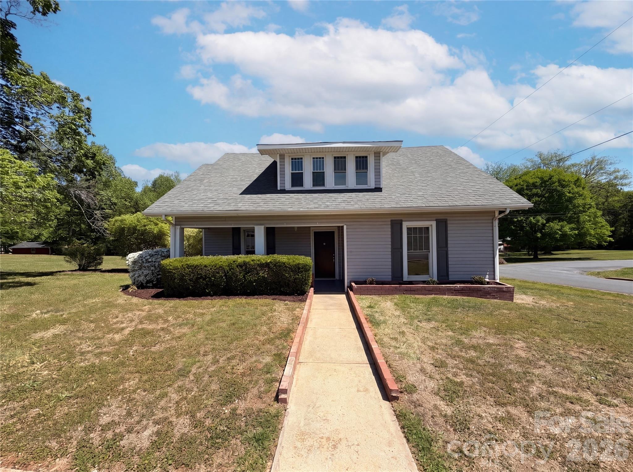 215 S Ferry Road New London NC 28127