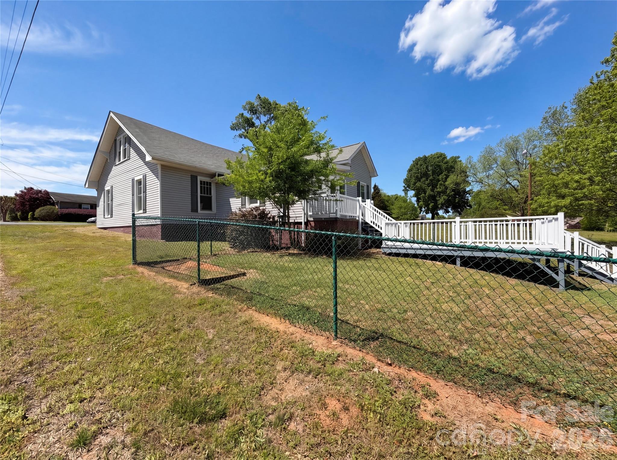 215 S Ferry Road New London NC 28127