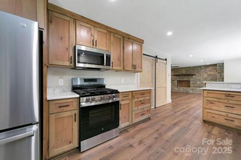 7321 Greenville Highway Brevard NC 28712