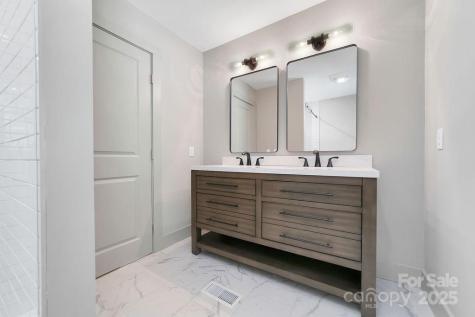 7321 Greenville Highway Brevard NC 28712