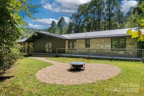 7321 Greenville Highway Brevard NC 28712