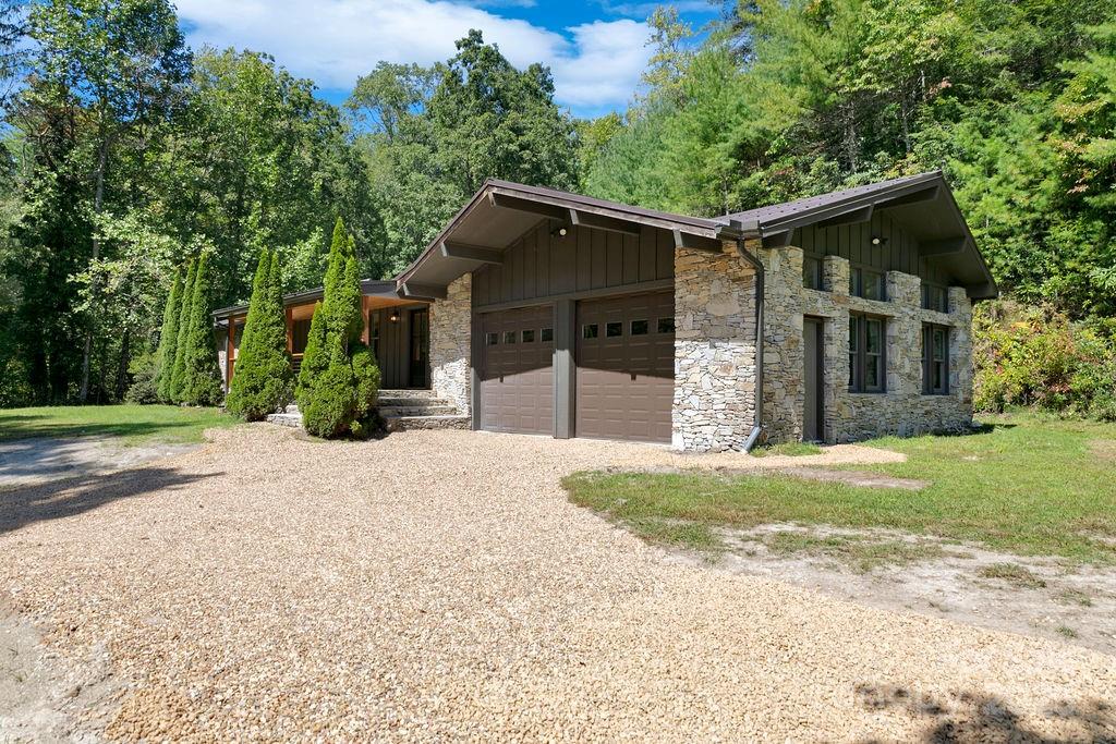 7321 Greenville Highway Brevard NC 28712
