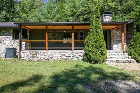 7321 Greenville Highway Brevard NC 28712