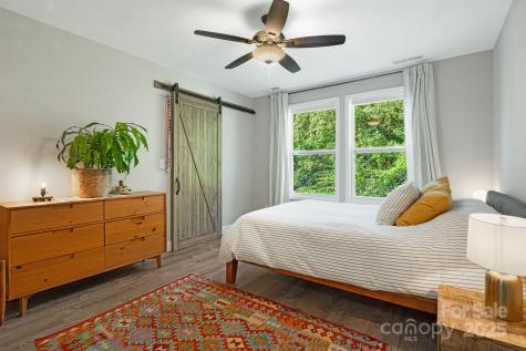 17 Rhudy Road Asheville NC 28806