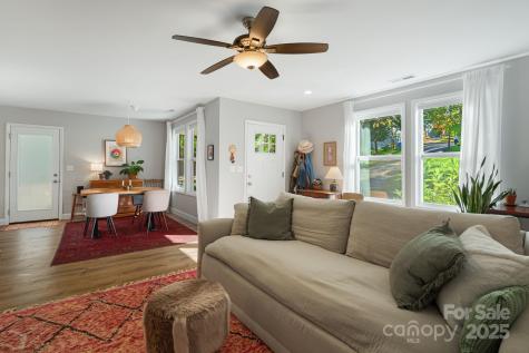 17 Rhudy Road Asheville NC 28806