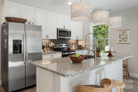 17 Rhudy Road Asheville NC 28806