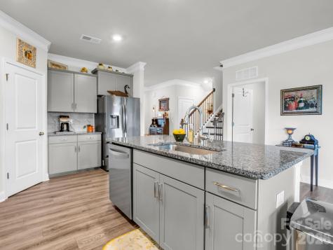 255 Fox Cove Road Hendersonville NC 28792
