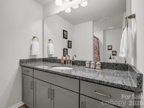 255 Fox Cove Road Hendersonville NC 28792